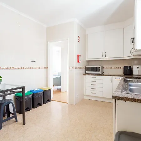 Moro's Friends House - Πανσιόν Κασκαΐς
