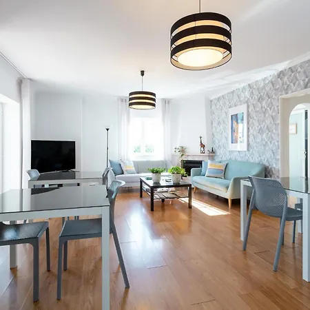 Πανσιόν Moro's Friends House - Κασκαΐς