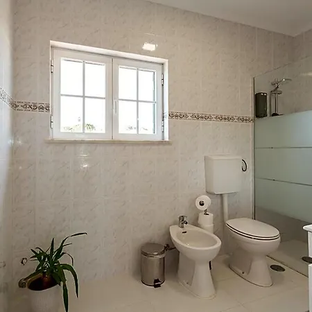 Moro's Friends House - 카스카이스