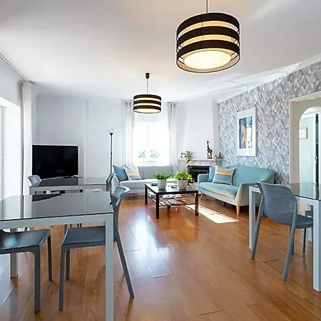 Moro's Friends House - 카스카이스