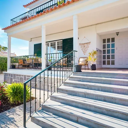Moro's Friends House - Konukevi Cascais